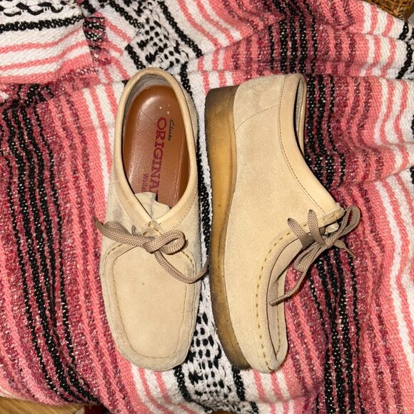 Clark's Women's Original Wallabees in Maple Suede, Size 8 - Picture 5 of 5